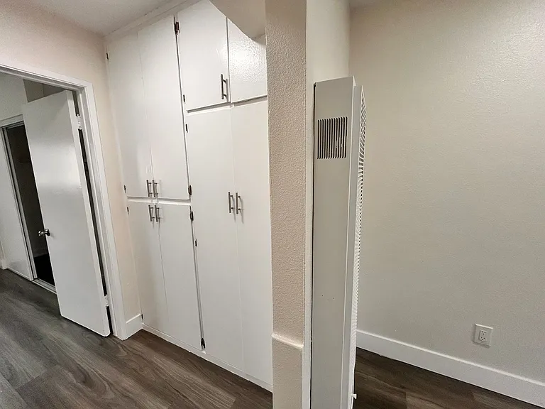 6128 Gotham St — Photo 2