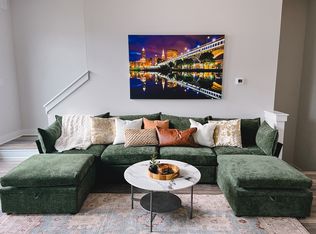 1446 E 15th St, Cleveland, OH 44114