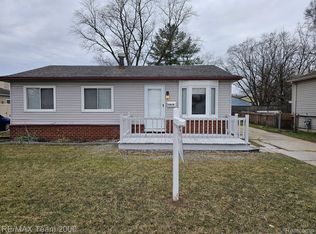 15818 Isabelle St, Romulus, MI 48174