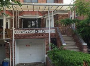 6726 Austin St, Forest Hills, NY 11375