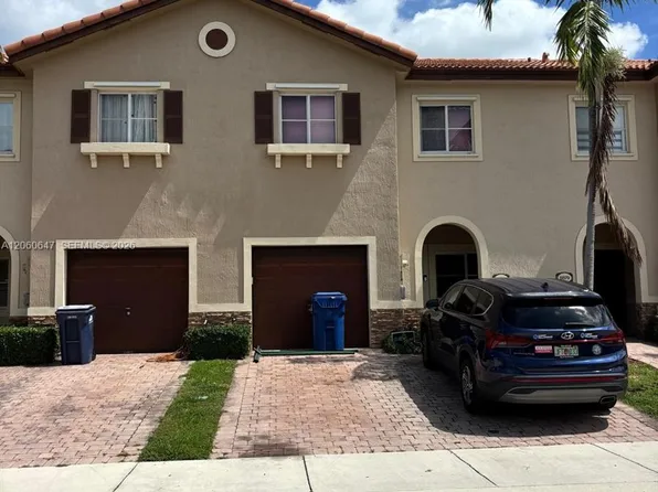 8885 SW 221st Ter, Cutler Bay, FL 33190