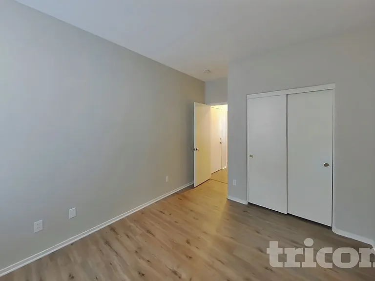 2528 Calico Hearts Ct — Photo 13
