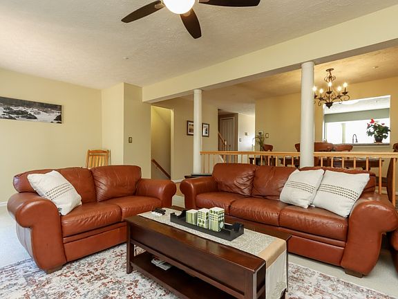 5th image of 9208 Brewington Ln