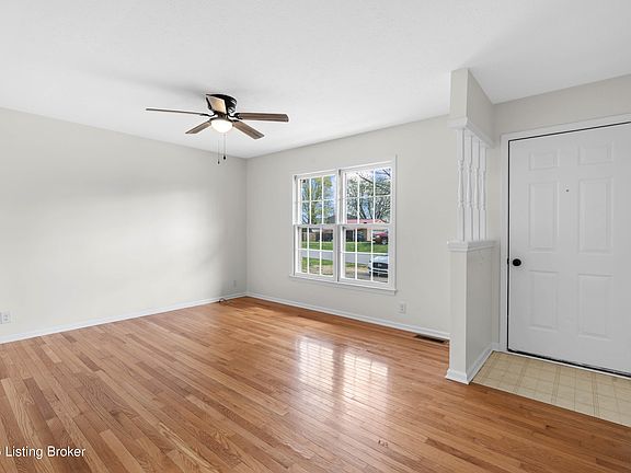 5th image of 691 Aqua Shores Dr