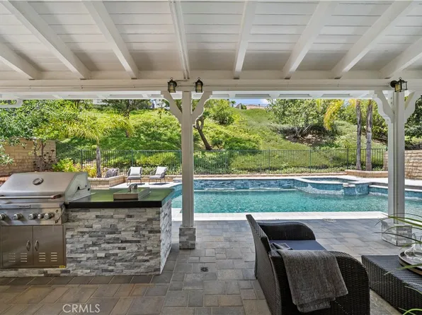 25415 Thoreau Way, Stevenson Ranch, CA 91381