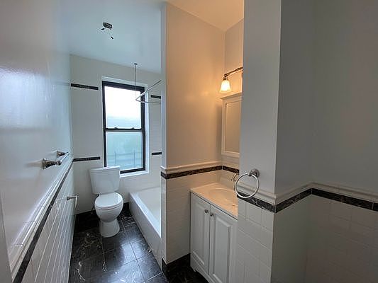 4th image of 118-18 Metro Ave #5G