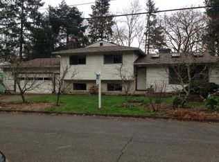 10545 SW 64th Dr, Portland, OR 97219