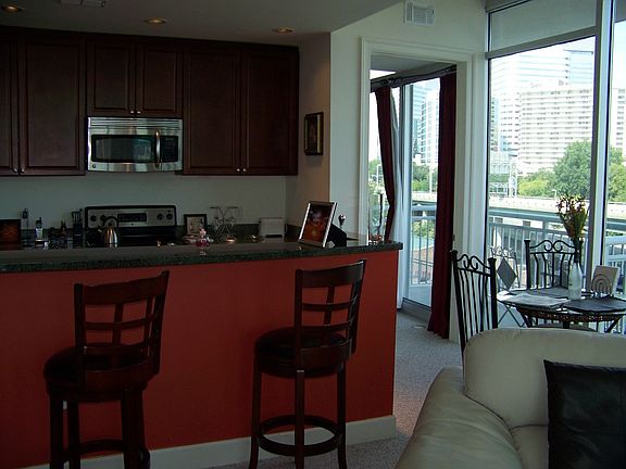 5th image of 301 Virginia St #U713