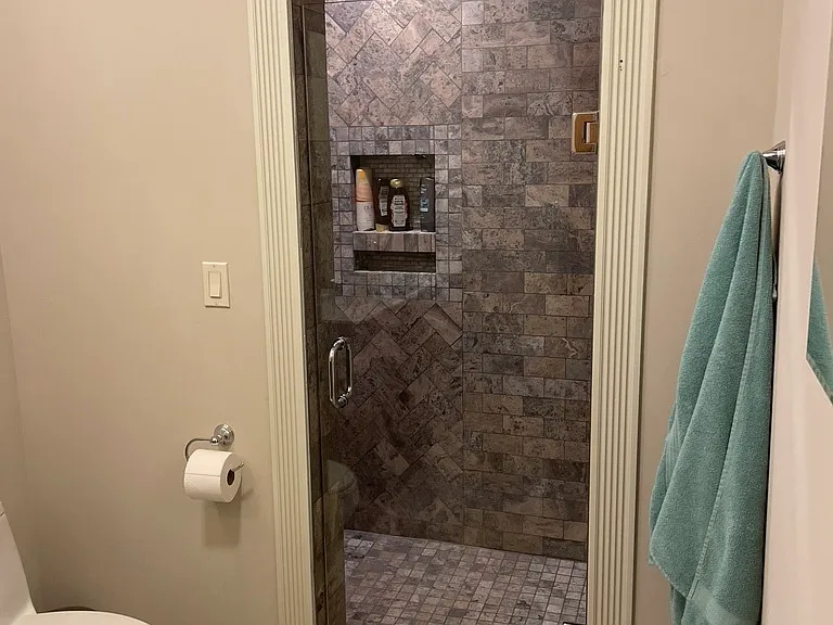 2 Grand Ave #101 — Photo 24