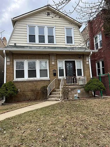 4819 W George St #2 Photo 1