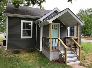 1690 Franklin St, Carlyle, IL
