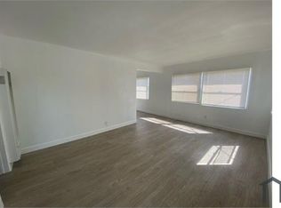 6204 3rd Ave, Los Angeles, CA 90043