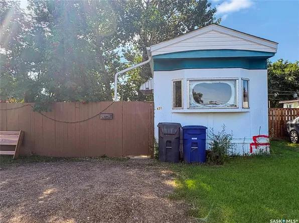 431 32nd STREET, Battleford, SK S0M 0E0