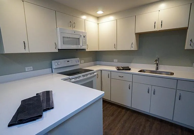 432 W Virginia St #B — Photo 2
