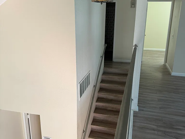1612 Carmel Cir E — Photo 24
