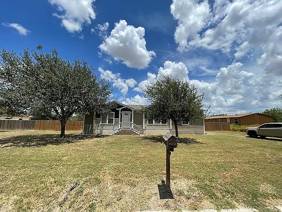 3rd image of 10516 Wolf Creek Ave