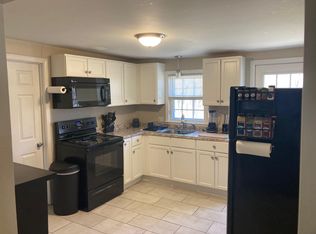 320 Nooseneck Hill Rd #8, Exeter, RI 02822