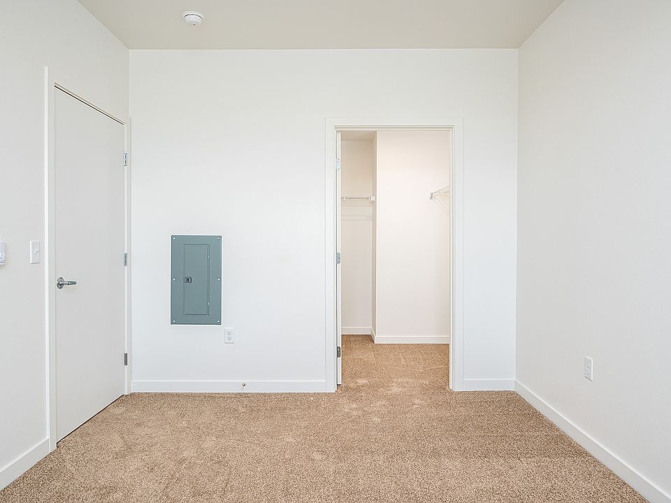 One Twenty Up | One Bedroom