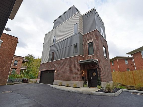 2nd image of 2932 Markbreit Ave #4