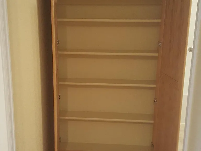 Kitchen pantry
