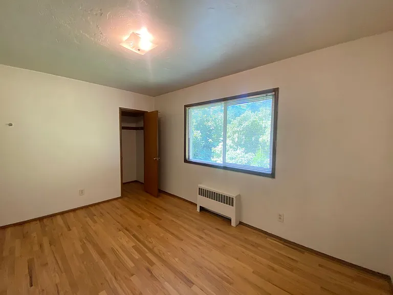 6634 E Burnside St #A — Photo 17