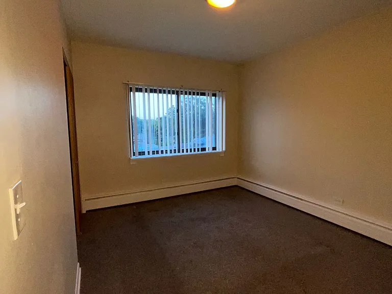 1735 Chestnut St #3C — Photo 3