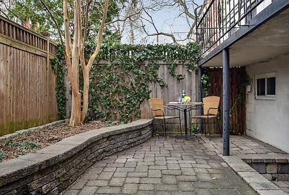 Sold by Compass | media 24