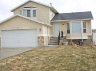 3220 S Collins Camp Ct, West Valley City, UT 84128