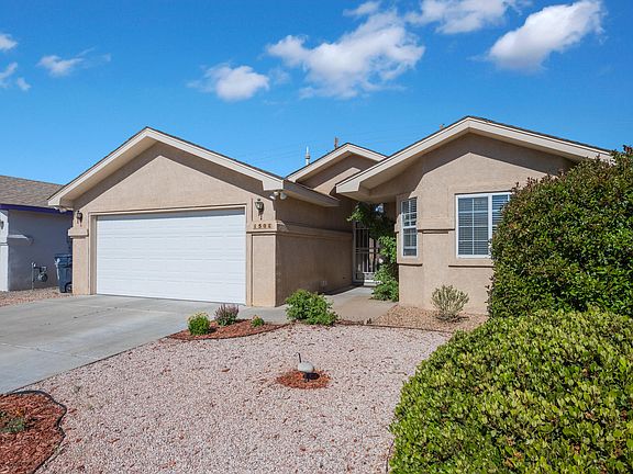 3rd image of 1501 Stoneway Dr NW