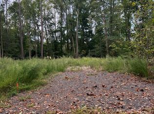 1955 Mayflower Dr, Greenbackville, VA 23356