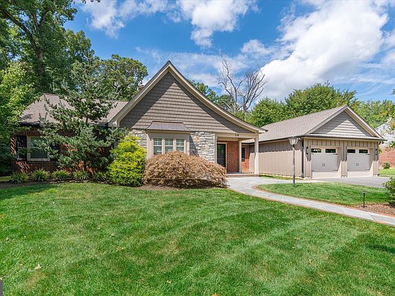 2nd image of 26 Westover Cir