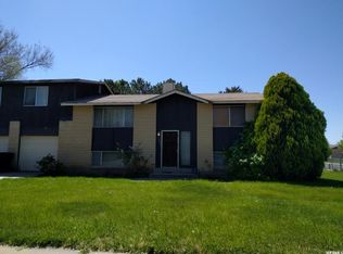 2883 W 1800 N, Clinton, UT 84015