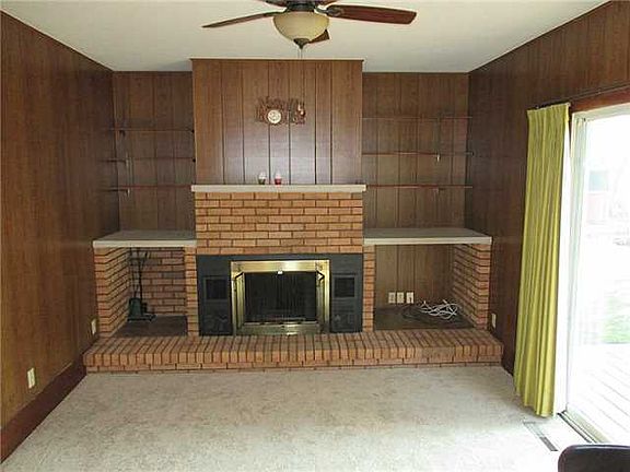4th image of 240 N Harmony Dr