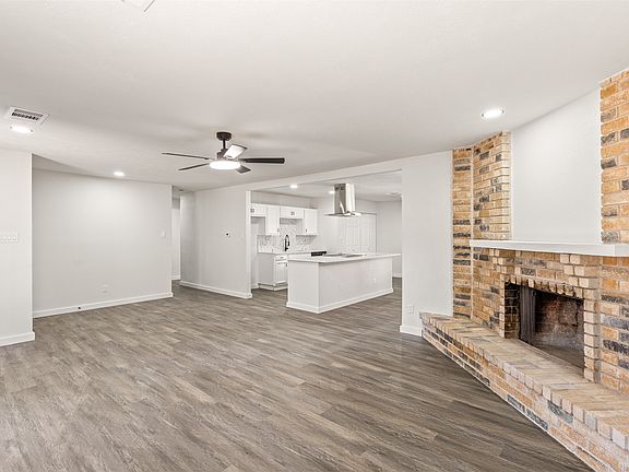 4th image of 7616 Woodfield Rd