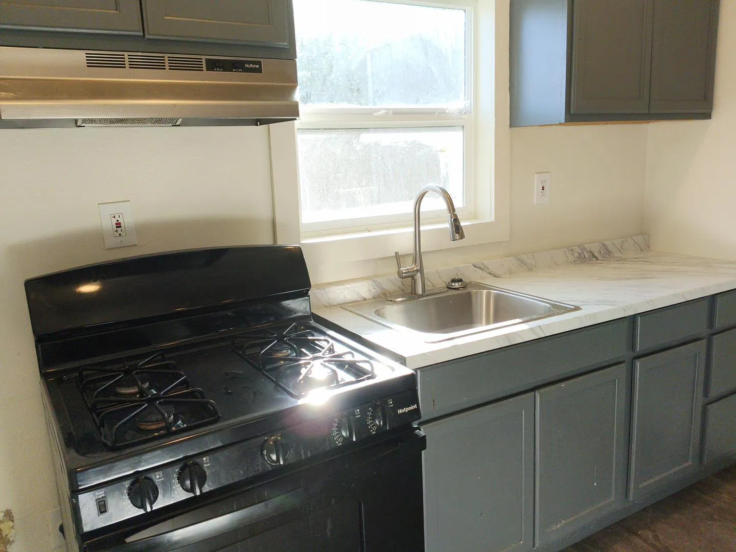 1 bed, 480 sqft, $1,250 — Photo 4
