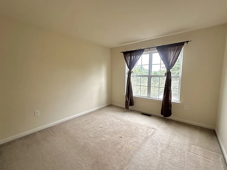 801 Juniper Ct — Photo 15