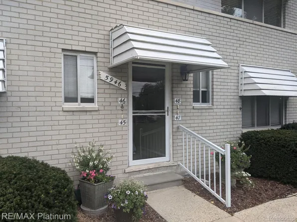 5946 Alan Dr APT 46, Brighton, MI 48116