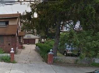 2033 E 17th St, Brooklyn, NY 11229