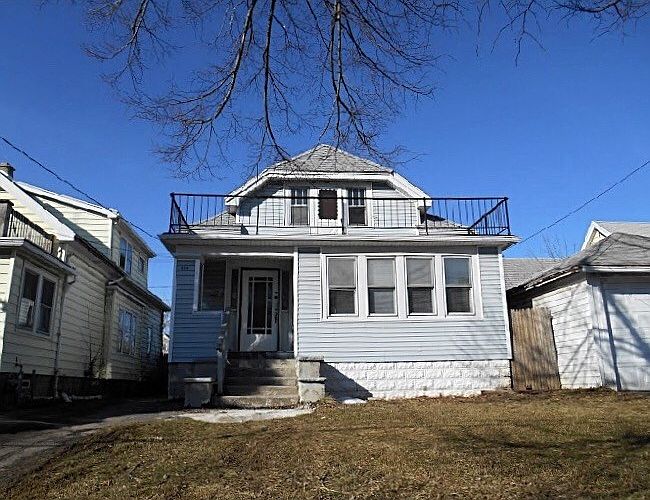 1st image of 216 Ericson Ave