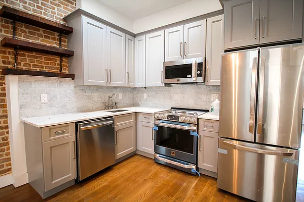 Rented by TheRealEstateCompany.com LLC | media 75