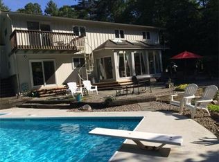 66 Colonial Rd, Sudbury, MA 01776