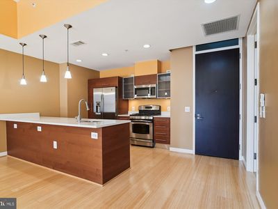 12025 New Dominion Pkwy APT 603, Reston, VA, 20190