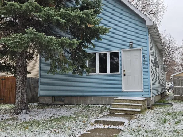 627 4th Ave S, Grand Forks, ND 58201