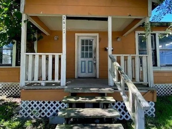 2411 67th St, Galveston, TX 77551