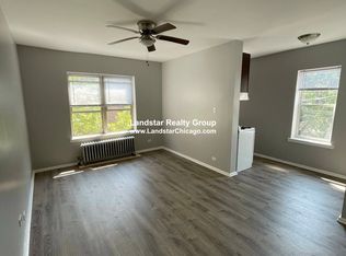 4758 N Maplewood Ave #202, Chicago, IL 60625
