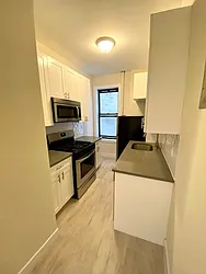 Rented by LRGNY Group, Inc.