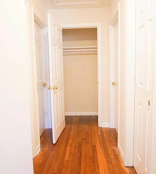 1011 Kinney St — Photo 15