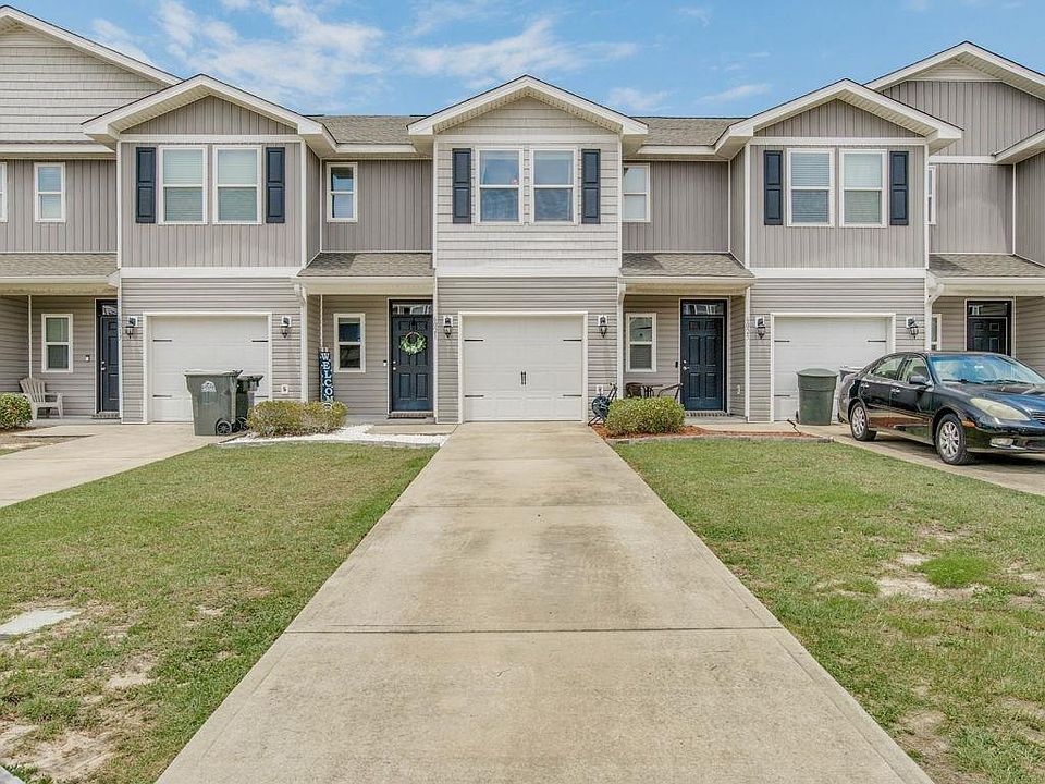 1st image of 6021 Royal Port Ct