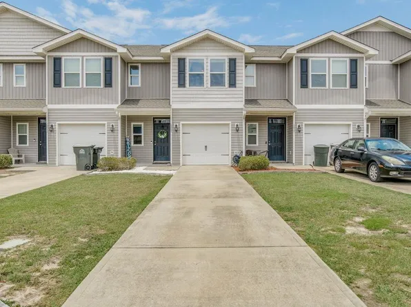6021 Royal Port Ct, Pensacola, FL 32526