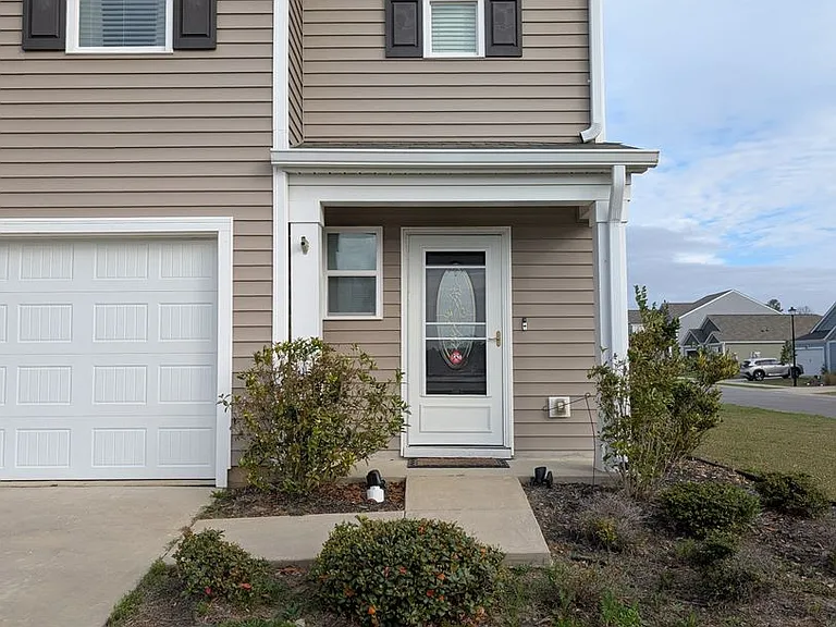 851 Woodland Farms Cir — Photo 2